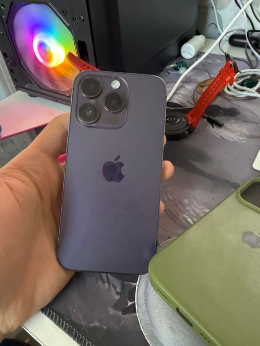 Продам Айфон 14 про 128гб