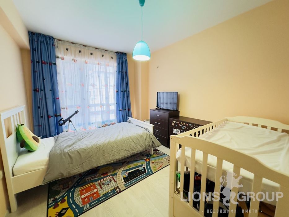 Продава се Многостаен апартамент в Варна, Кайсиева градина - 166 кв.м за 983 €/кв.м - Снимка #8