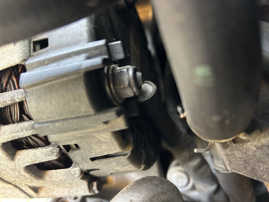 Alternator Audi A4 B9 2.0 Tdi