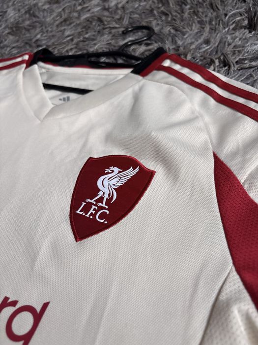 Liverpool deplasare