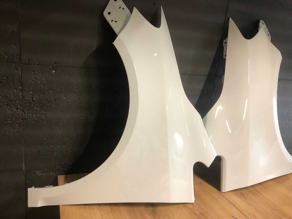Aripa Fata Dreapta & Stanga VW Golf 5/V Plus 2005-2009 (LB9A (Alb))