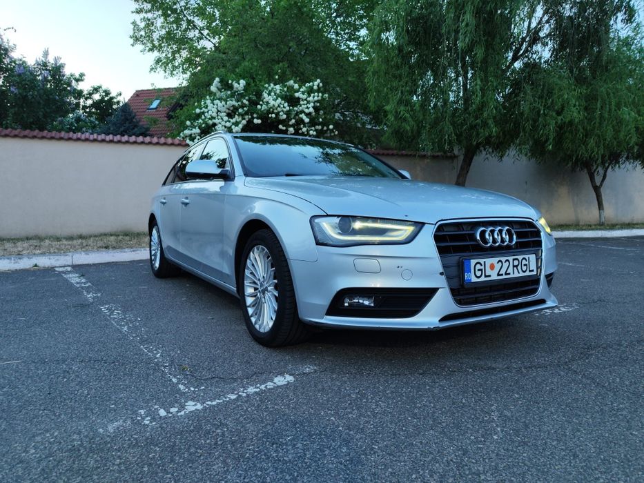 Vând Audi A4 B8,5