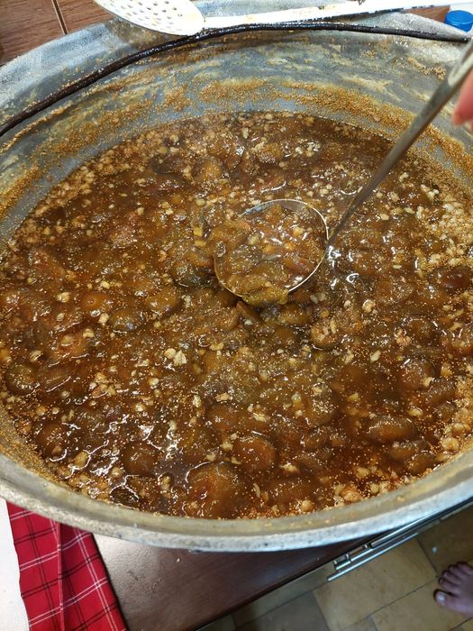 Vand dulceață de smochine cu nucă