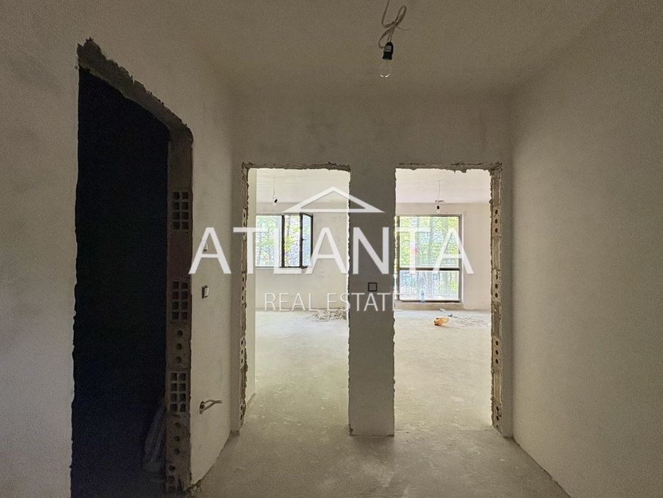 Продава се Тристаен апартамент в к.к. Св.Св. Константин и Елена - 91 кв.м за 2583 €/кв.м - Снимка #3