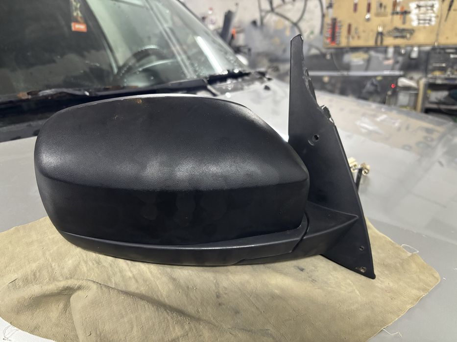 Зеркало правое Нива Шевроле