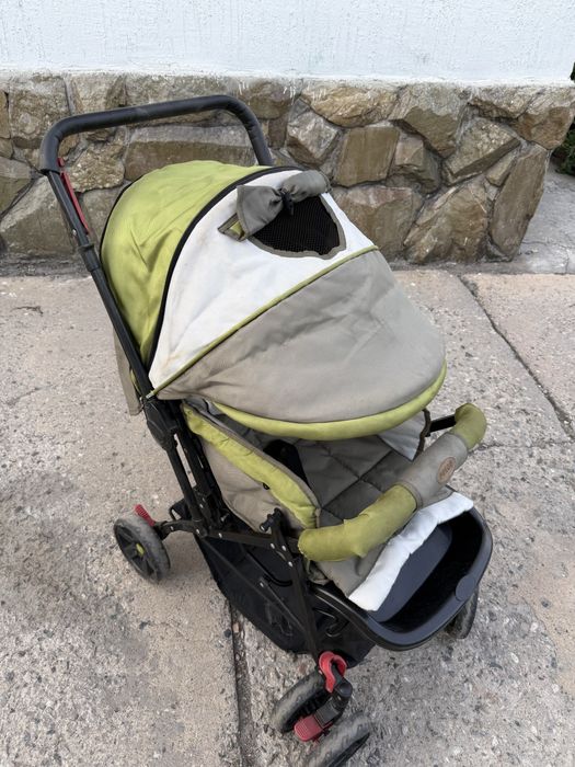 коляска детская.