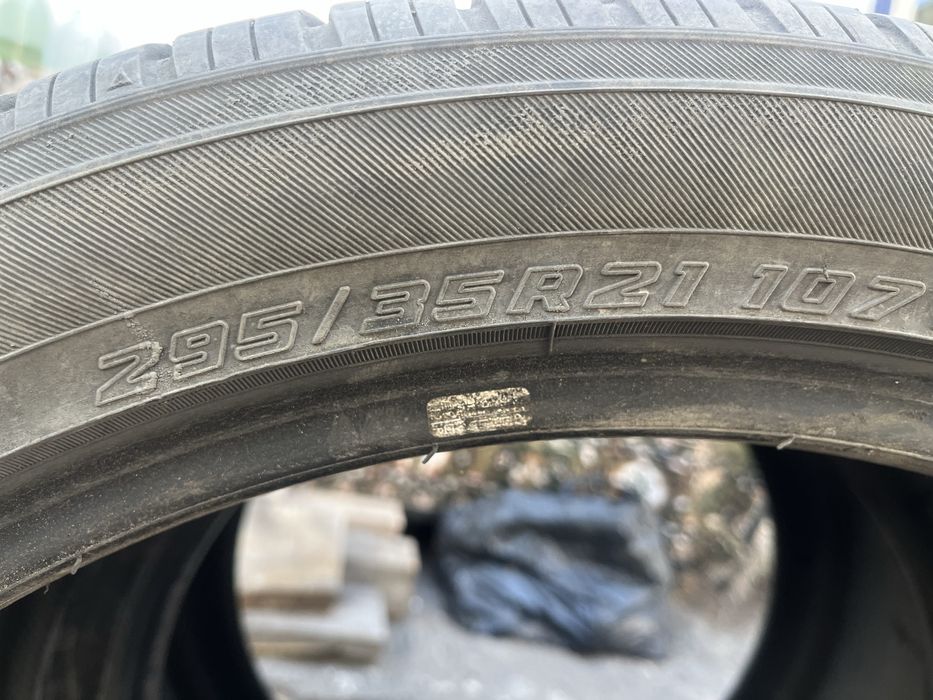 Продам шину YOKOHAMA