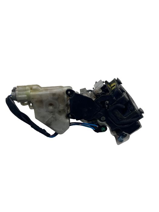 Broasca Usa Stanga Spate Nissan Patrol Gr V Wagon Y61 1997 - > 825534H