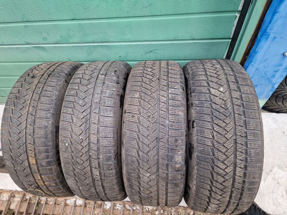 Anvelope 215/55R17 marca Continental, M+S