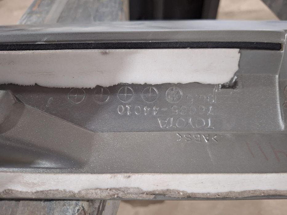 Спойлер на Тойоту