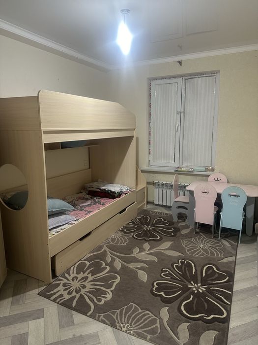 Двухъярусная кровать