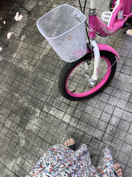 Vand bicicleta pentru fete