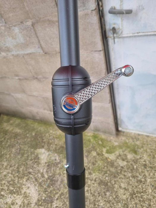 Чадър за тераса и балкон, половин чадър, козирка