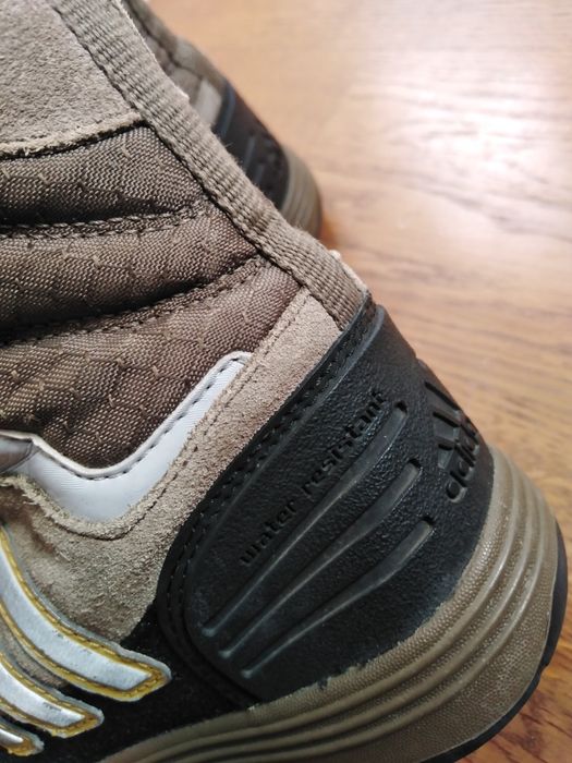 Ботуши. Adidas ..