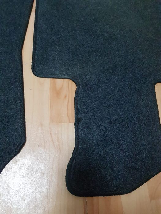 Коврики в салон авто