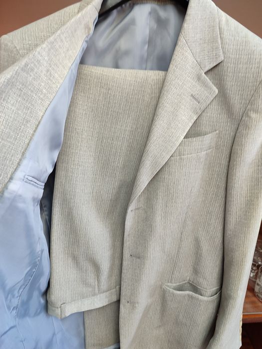 Мъжки костюми  два броя