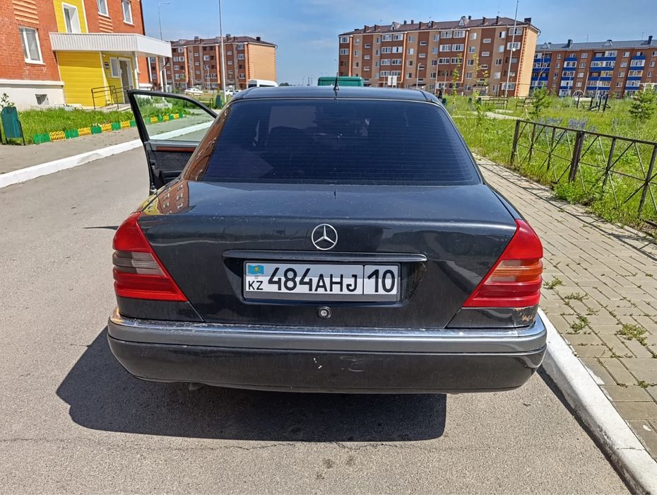 Продам Mercedes-Benz C 180
