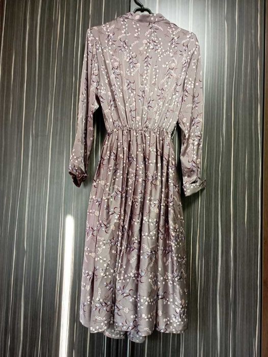 Продам новое платье