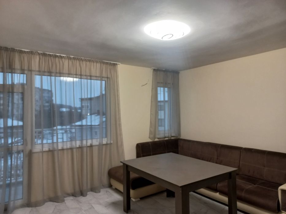 Дава се под наем Двустаен апартамент в Търговище, Център - 70 кв.м за 306 € - Снимка #7