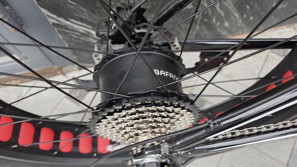 Elektrovelosiped Электровелосипед STRIKER