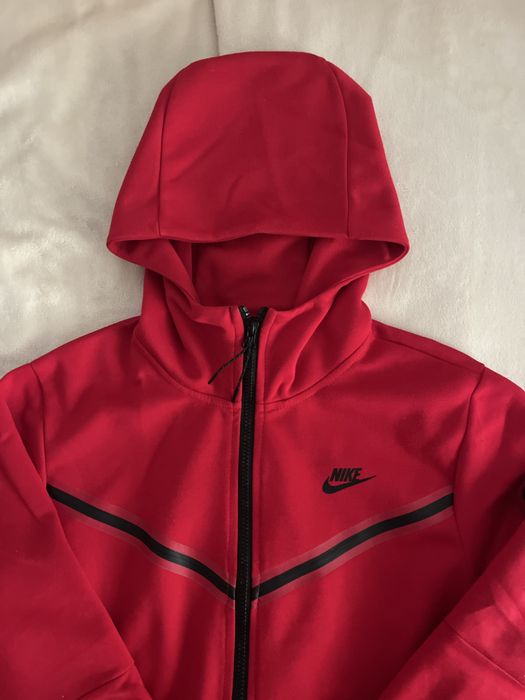 Original red techfleece L