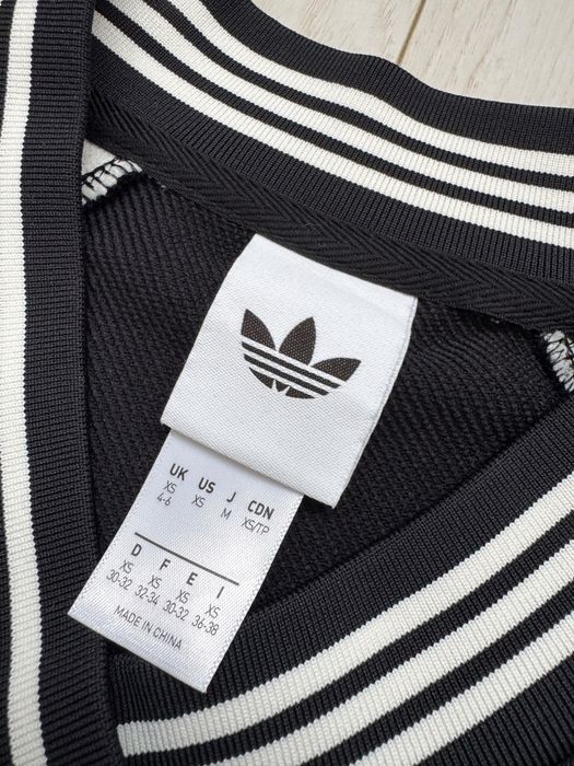 свитшот adidas лимитированный
