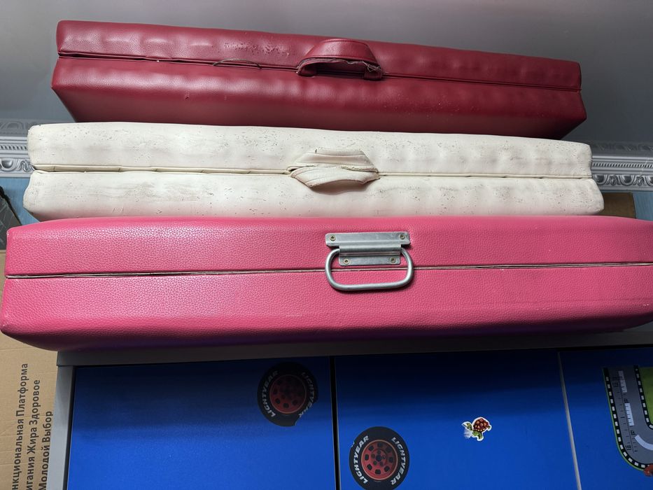 Продам кушетки / помошник для лэшмейкера/массажа