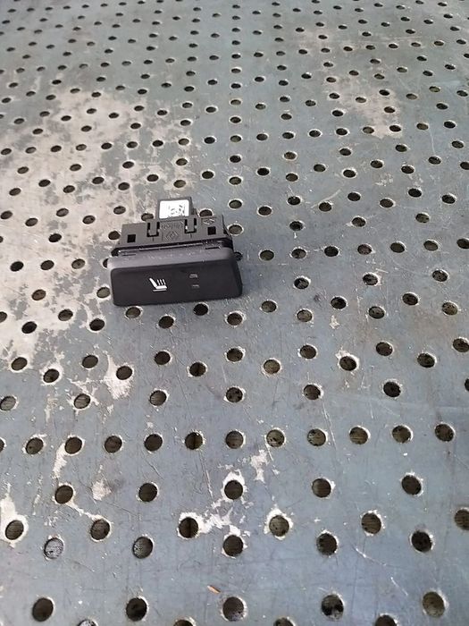 Buton incalzire scaun dreapta renault kadjar ha hl 255009216rb