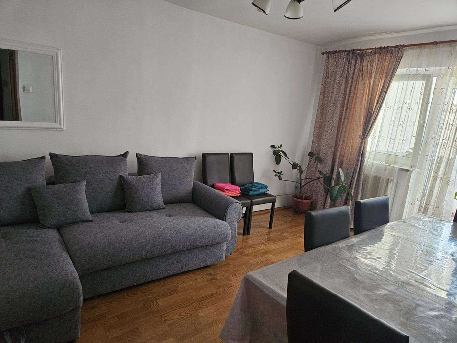 Apartament 3 Camere de Inchiriat - Judetean Brasov