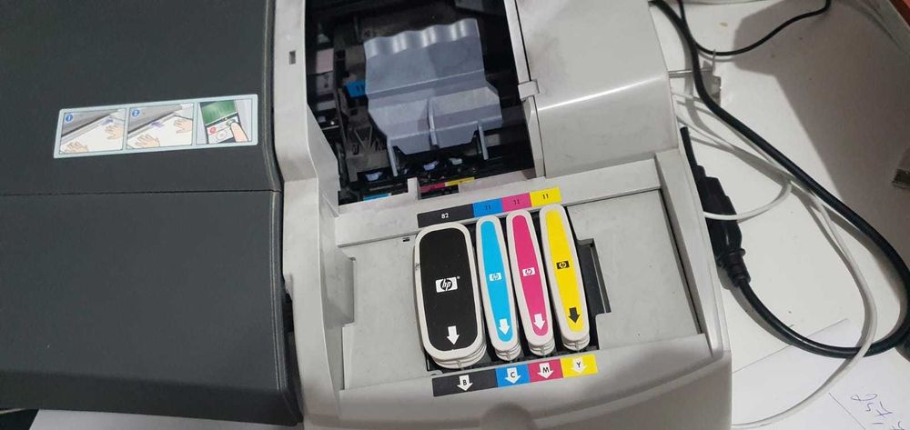 Imprimanta / plotter HP Designjet 111, dimensiune A1 - 500 lei