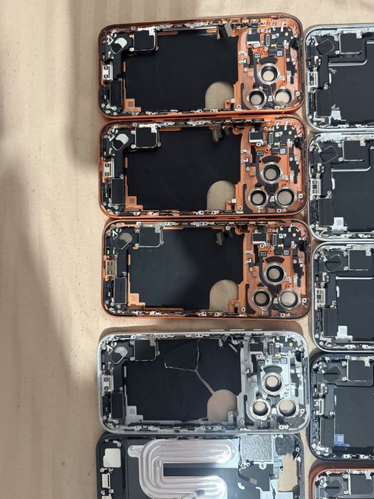 Carcase iPhone 17/17 Pro si 17 Pro Max, doar ce se vede in poze