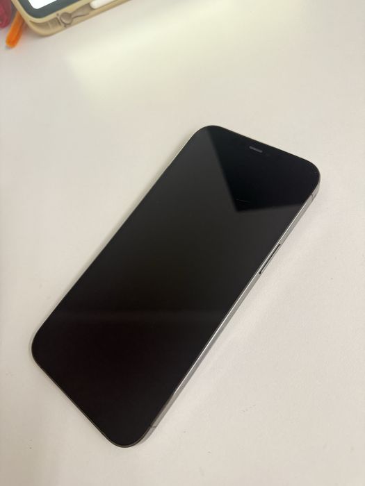 Продам iPhone 12 Pro Max, 256 GB (графит)