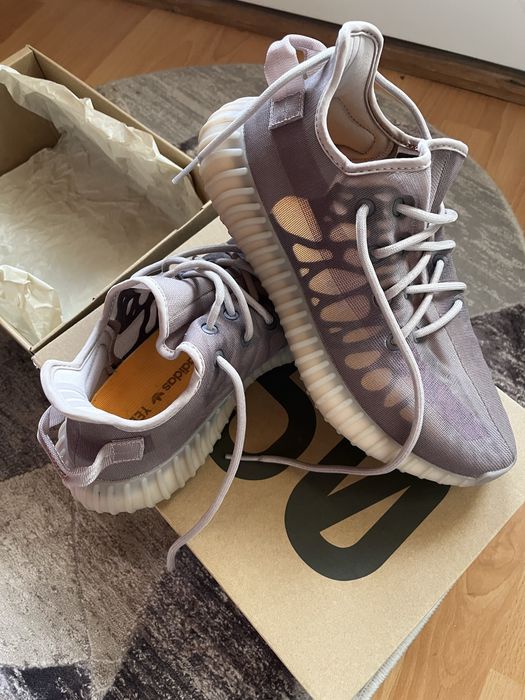 Yeezy boost 350 V2 Sngg Mono Mist