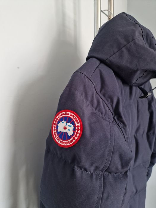 Страхотно дамско зимно яке парка CANADA GOOSE размер S / XS