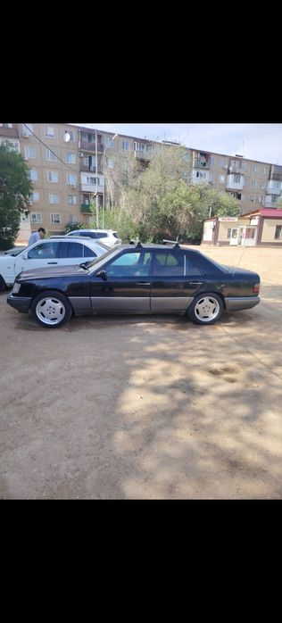 Продам мерседес Е280