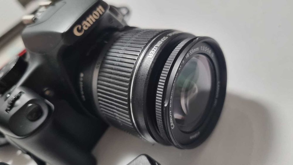 Aparat foto canon 1000d