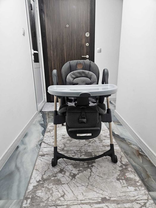 Бебешки стол за хранене