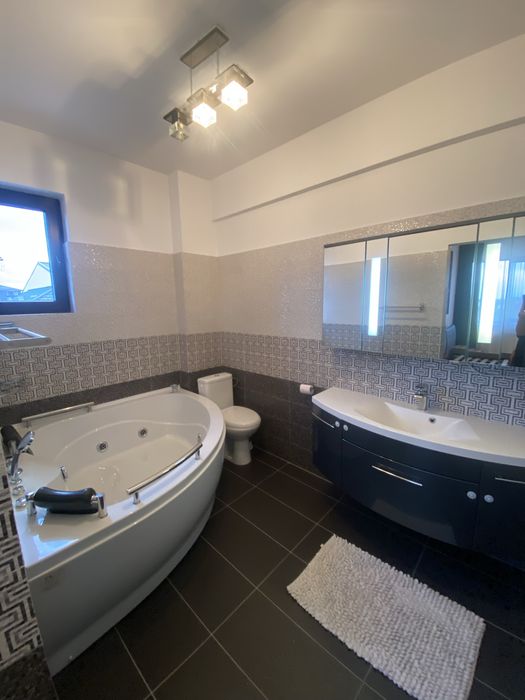 Apartament 3 camere Dobroesti