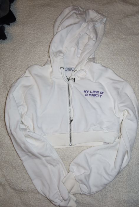 Къс дамски суитчър Bershka размер S