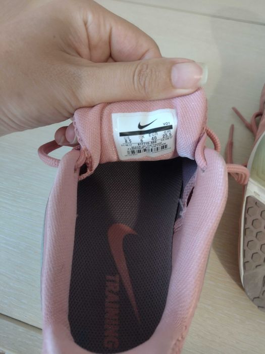 Дамски маратонки Nike