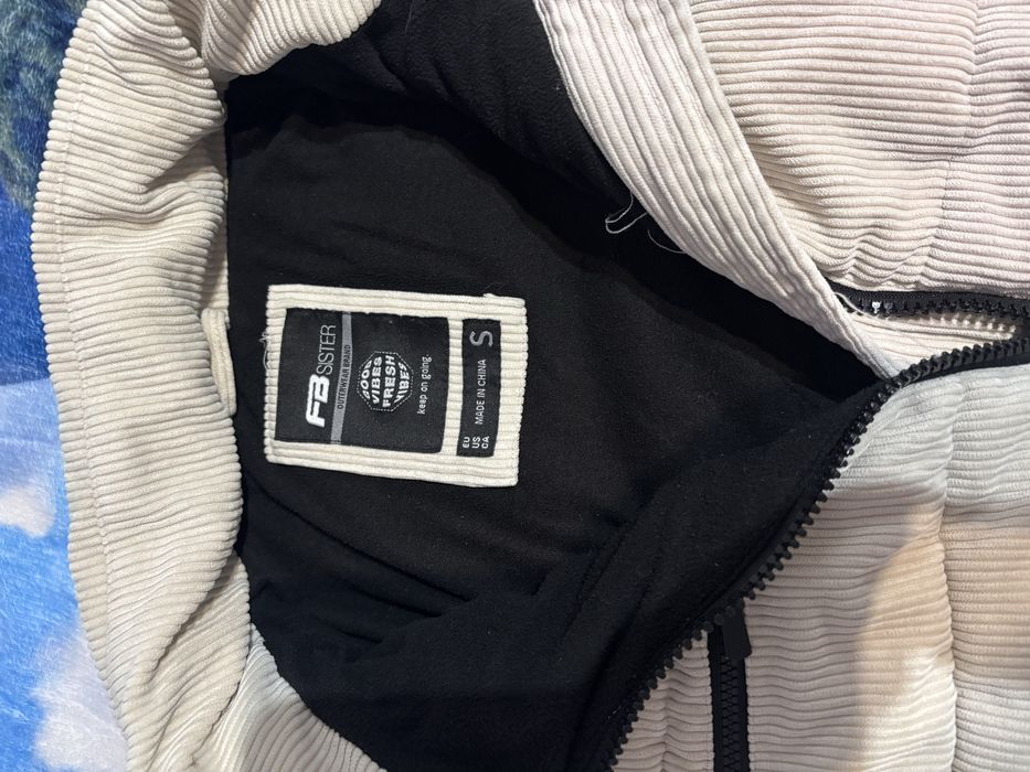 Зимно яке с махаща се качулка