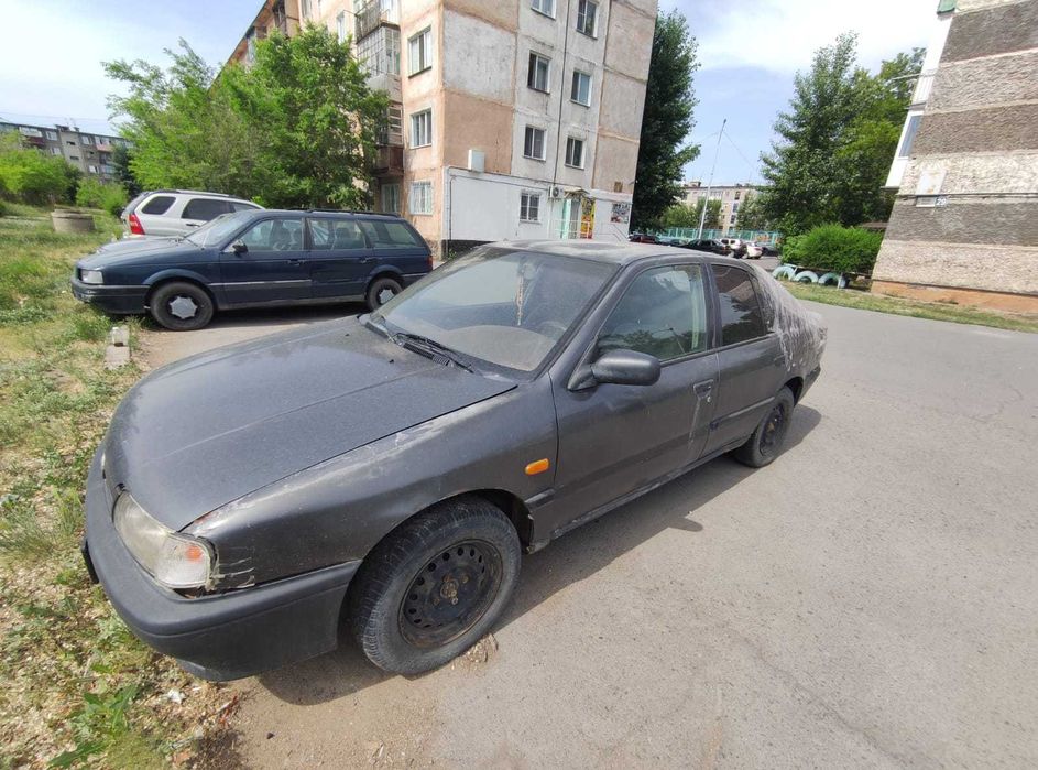 Автомобиль Ниссан