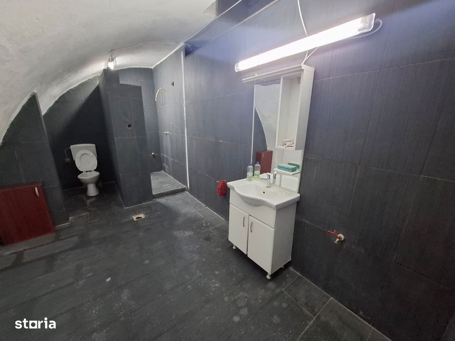 Inchiriez spatiu comercial 600 mp zona Aradul Nou ID: 45202