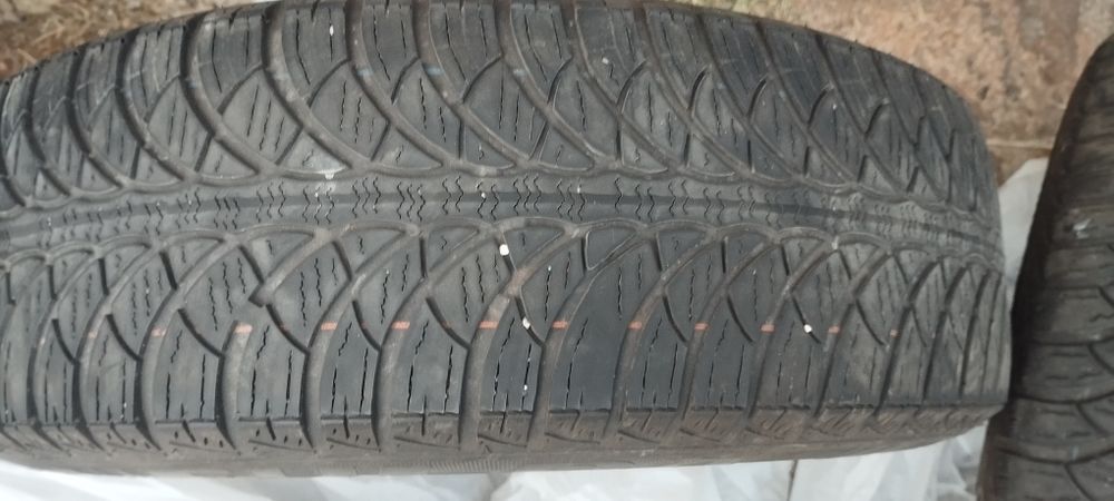 Jante tabla originale cu cauciucuri m+s Ford fiesta