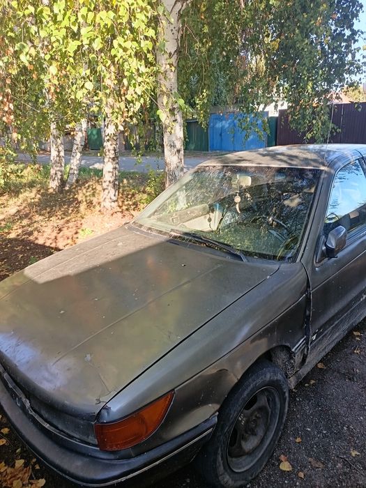 Продам Mitsubishi Lancer 1991год
