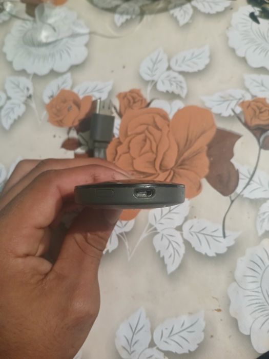 Vând chromecast  perfect funcțional