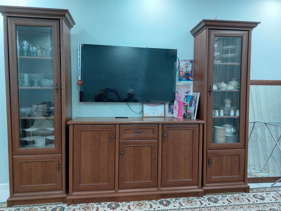 Стенка гарнитур таза ағаштан