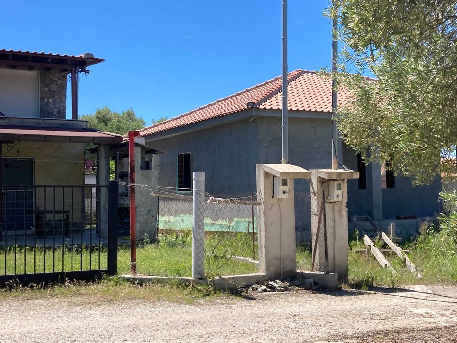 Дава се под наем Парцел в София, Зона Б-19 - 560 кв.м за 1500 € - Снимка #3