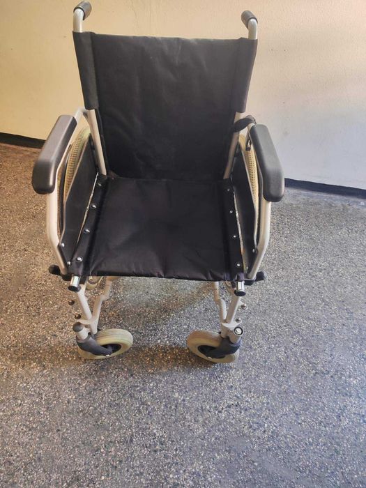 Инвалидна количка We Care