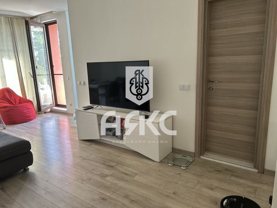 Продава се Тристаен апартамент в София, Левски - 89 кв.м за 2922 €/кв.м - Снимка #4